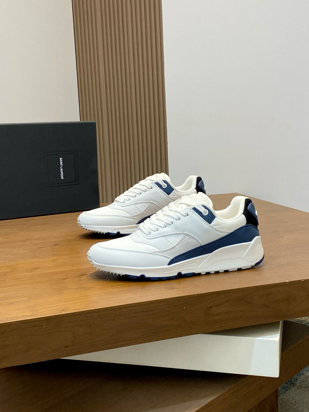 생로랑 Saint Laurent 스니커즈