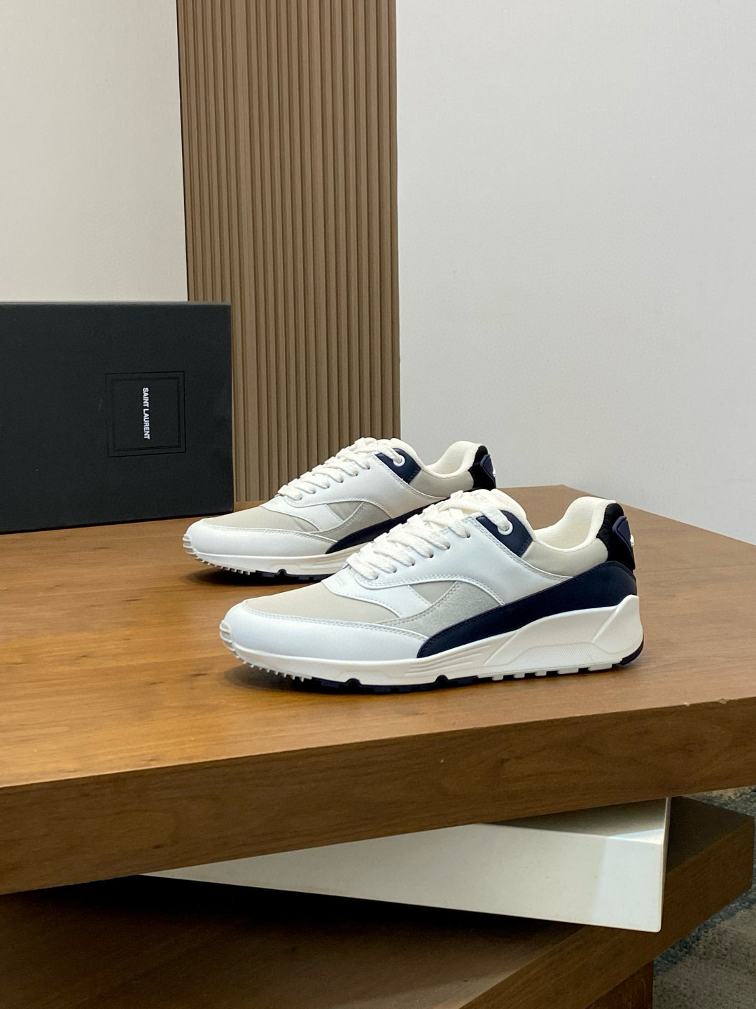 생로랑 Saint Laurent 스니커즈