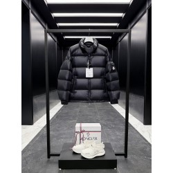 몽클레어 Moncler Levitha 다운재킷。