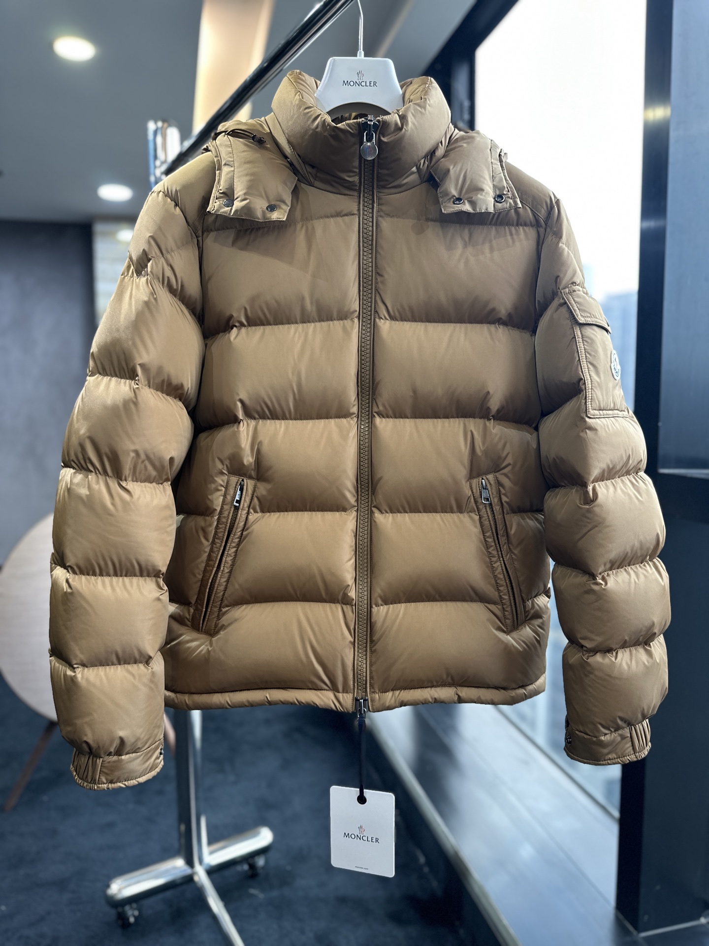 몽클레어 Moncler Maya 마야 패딩。