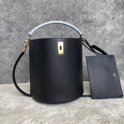 셀린느 Celine 195573 Bucket 16 Bag in Supple Grained Calfskin Black