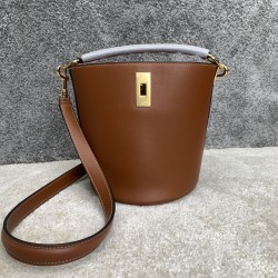 셀린느 Celine 197573 Teen Bucket 16 in Smooth Calfskin Tan