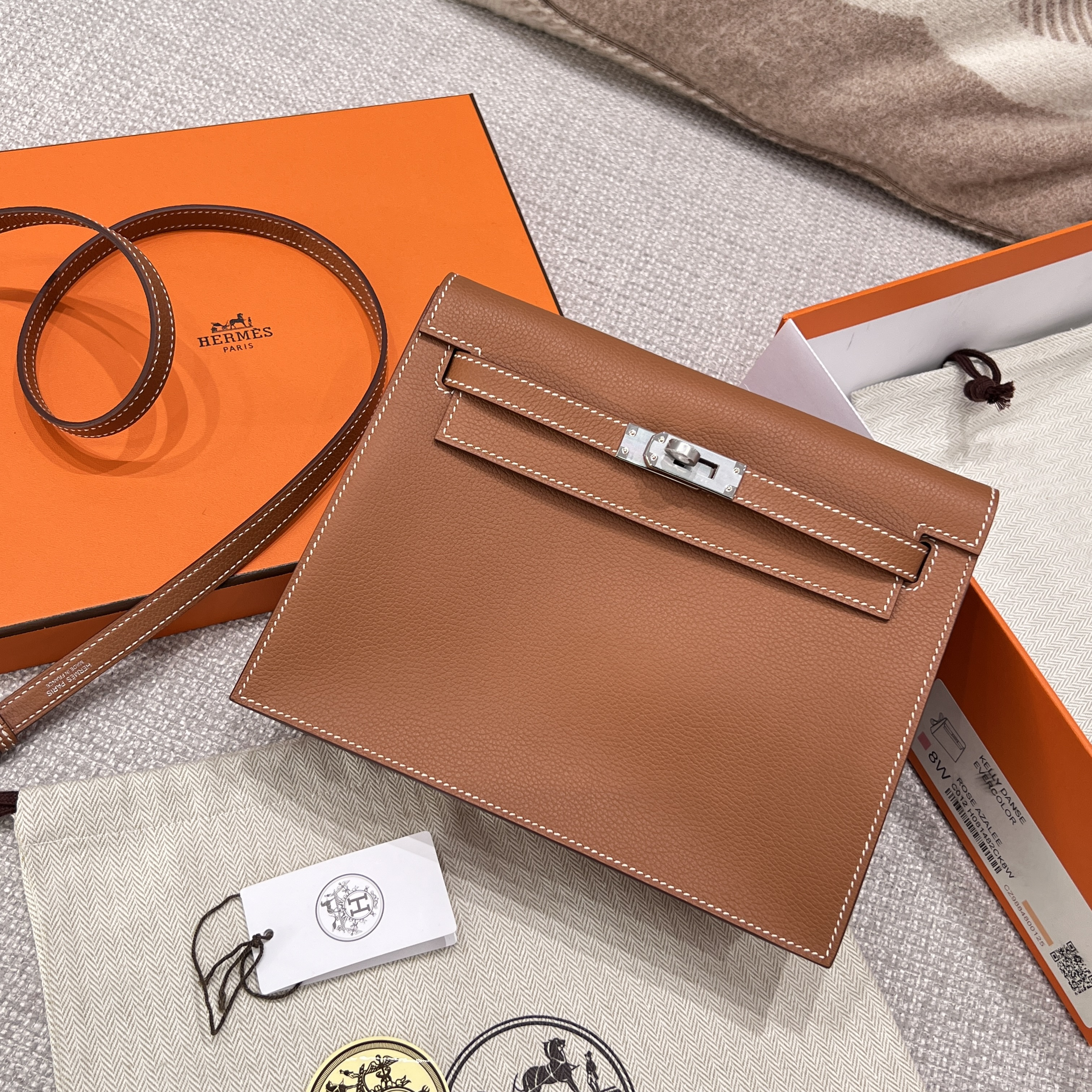 에르메스 Hermes Kelly danse Evercolor 37 Gold/silver