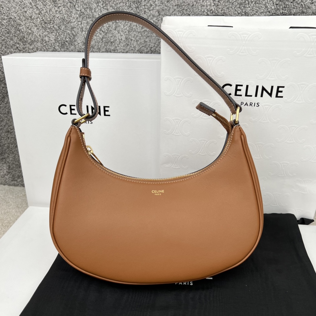 셀린느 Celine 193953 AVA Triomphe Bag 23cm