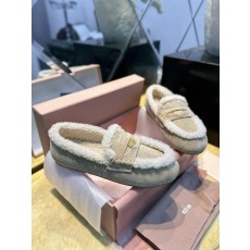미우 미우 Miu Miu 스웨이드 로퍼