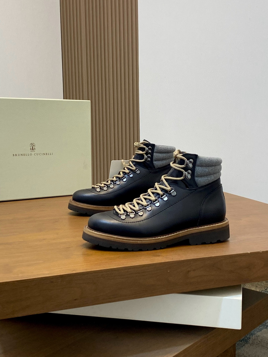 브루넬로 쿠치넬리 Brunello Cucinelli 앵클 부츠