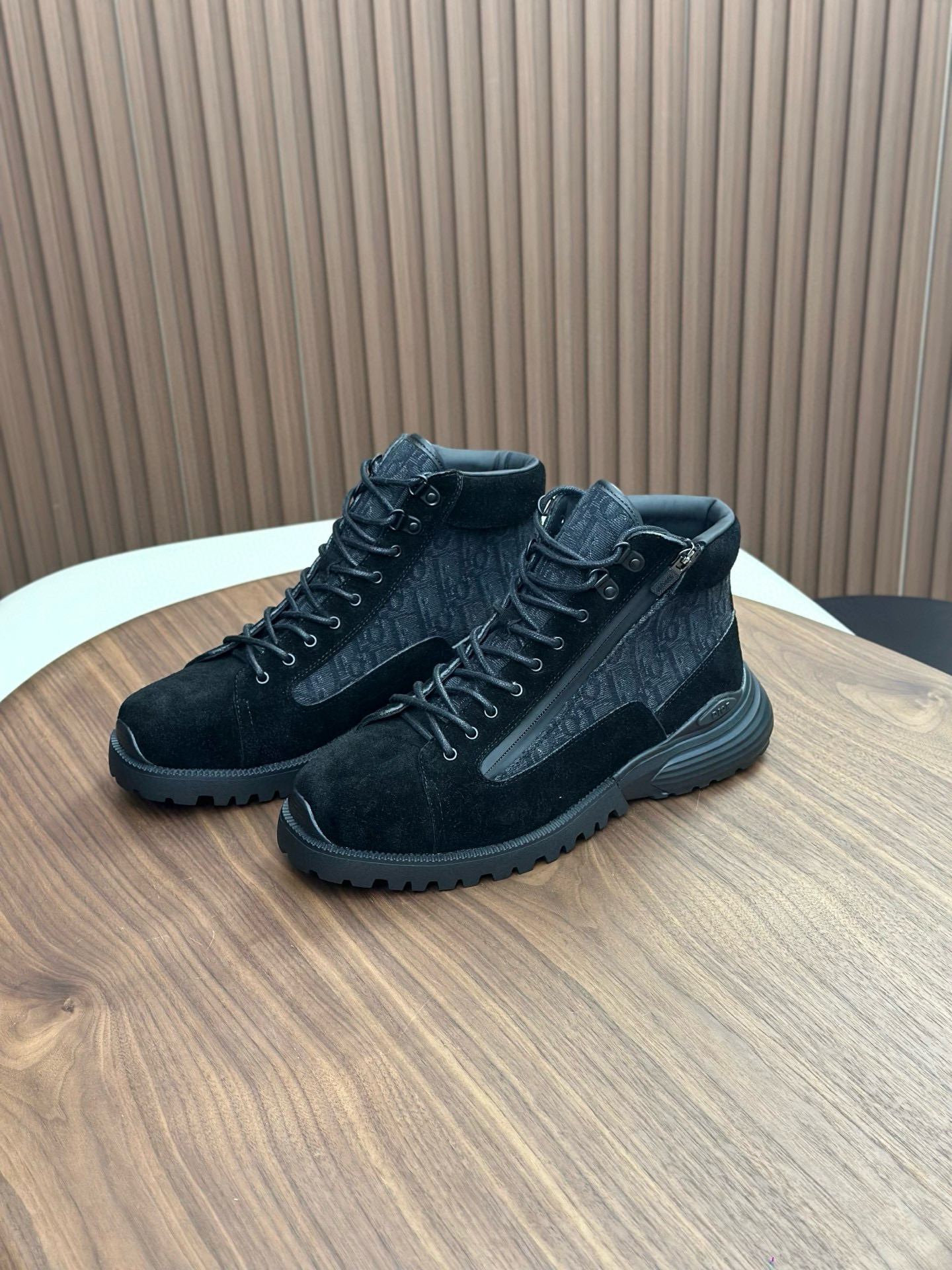 디올 Dior 앵클 부츠