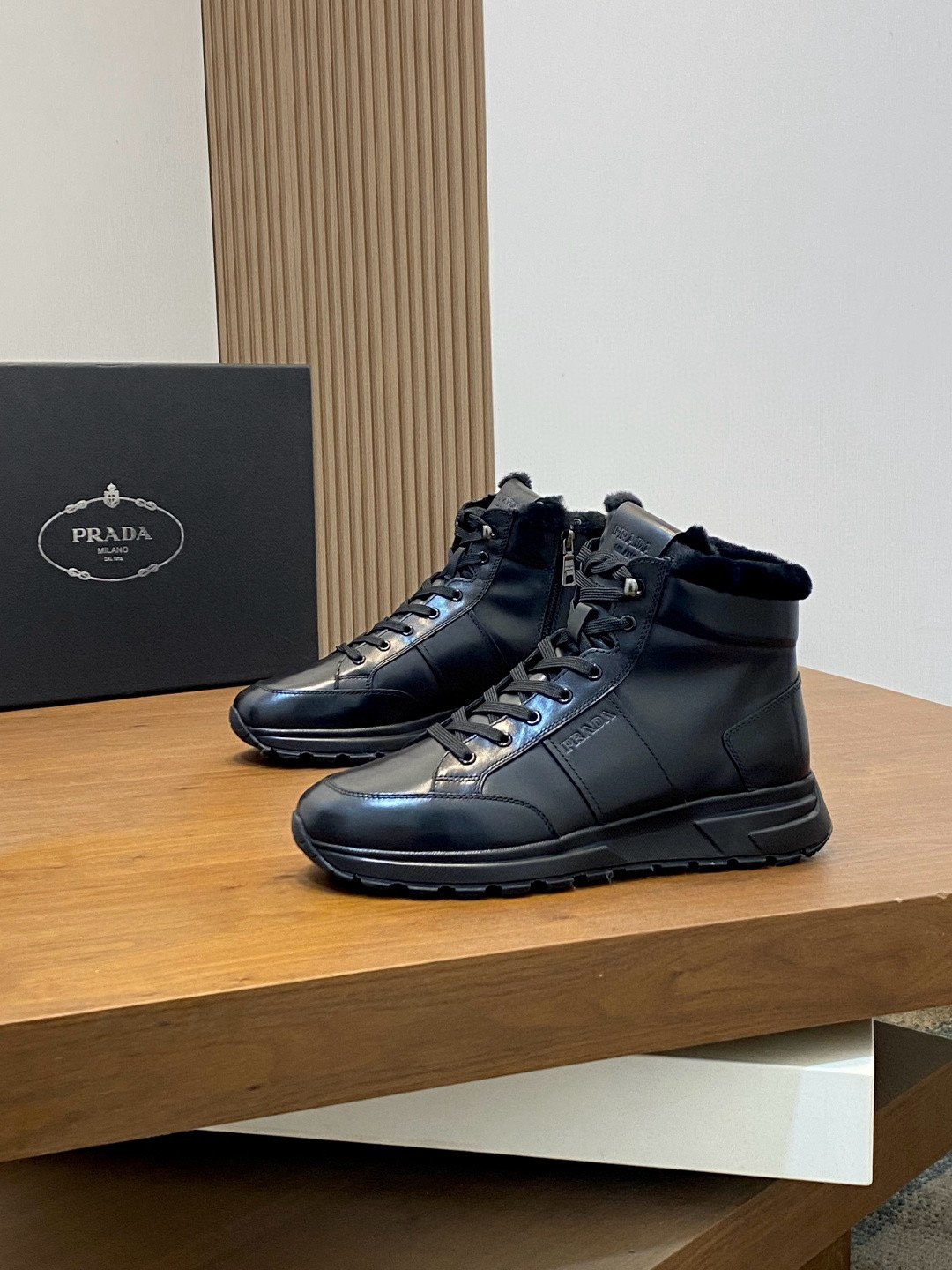 프라다 Prada 앵클 부츠