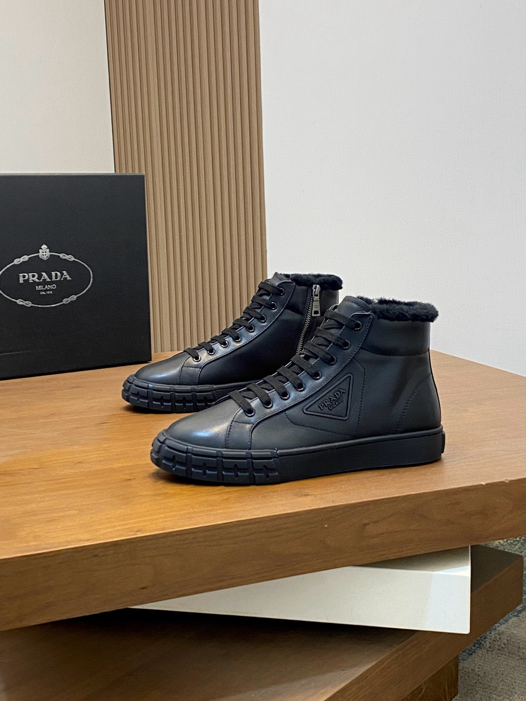 프라다 Prada 앵클 부츠