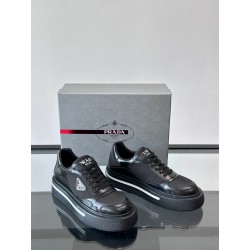 프라다 Prada 스니커즈