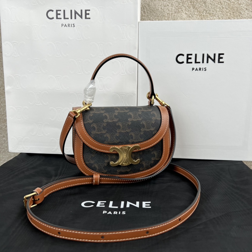 셀린느 Celine 10K502 Mini Besace Clea in Triomphe Canvas Calfskin Tan 15.5cm