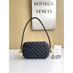 보테가베네타 Bottega Veneta 717623 The Knot 20.5CM
