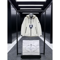 프라다 Prada 다운재킷 2977。