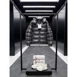 몽클레어 Moncler Maya 마야 패딩。