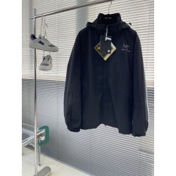 아크테릭스 ARC'TERYX 패딩