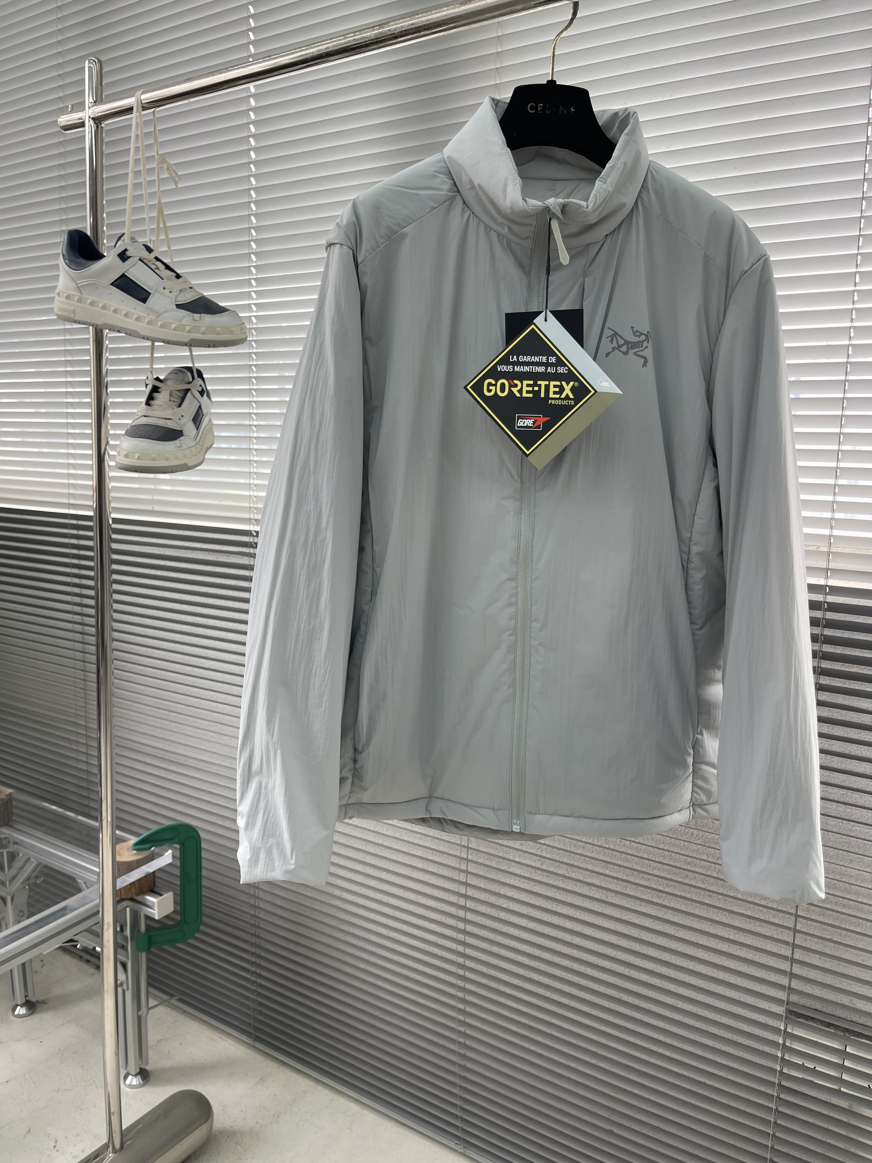 아크테릭스 ARC'TERYX 패딩