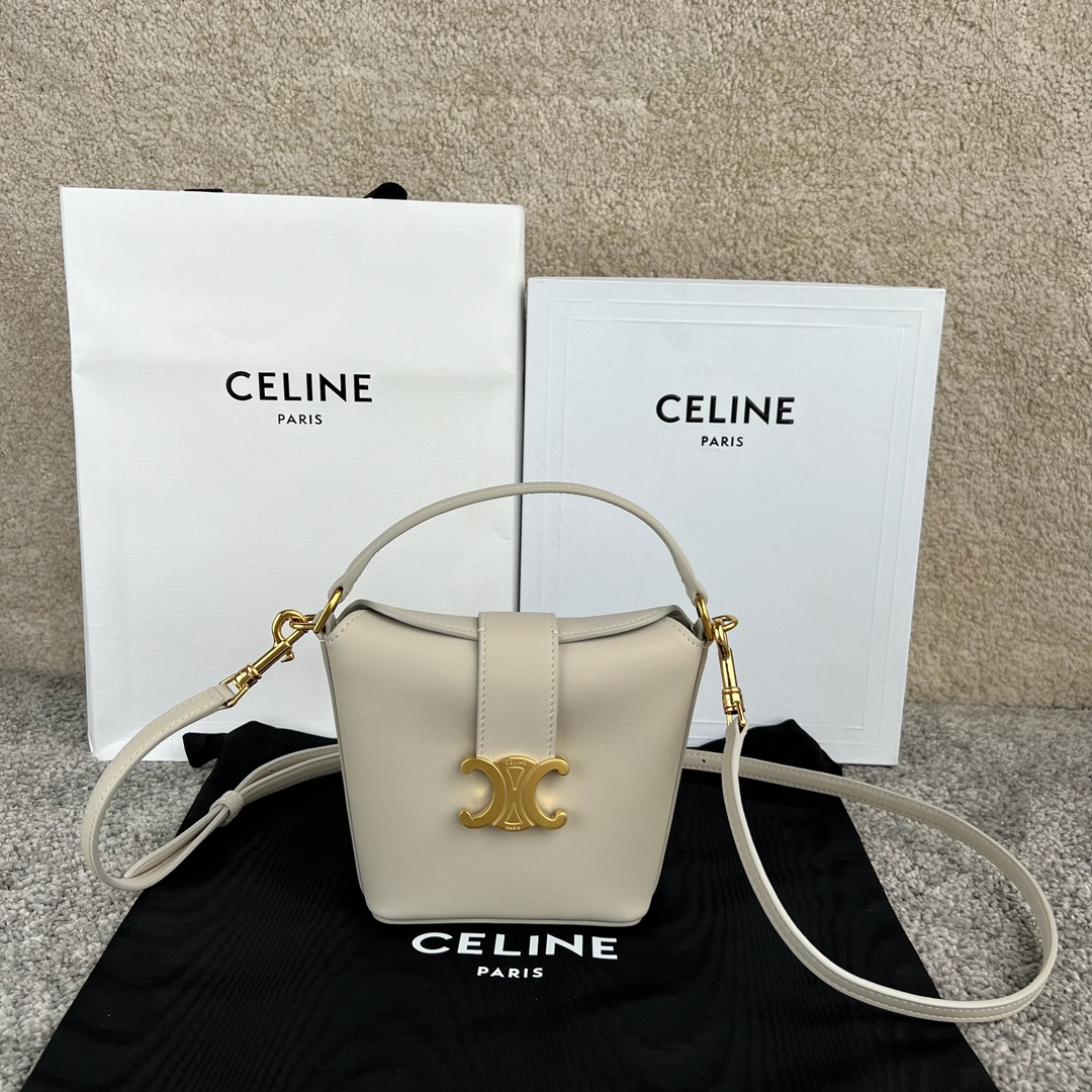 셀린느 Celine 10K943 Mini Bucket Triomphe in Smooth Calfskin