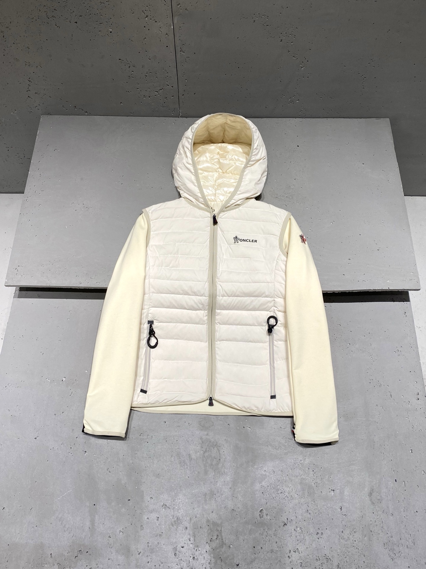 몽클레어 Moncler Maglia 다운재킷.