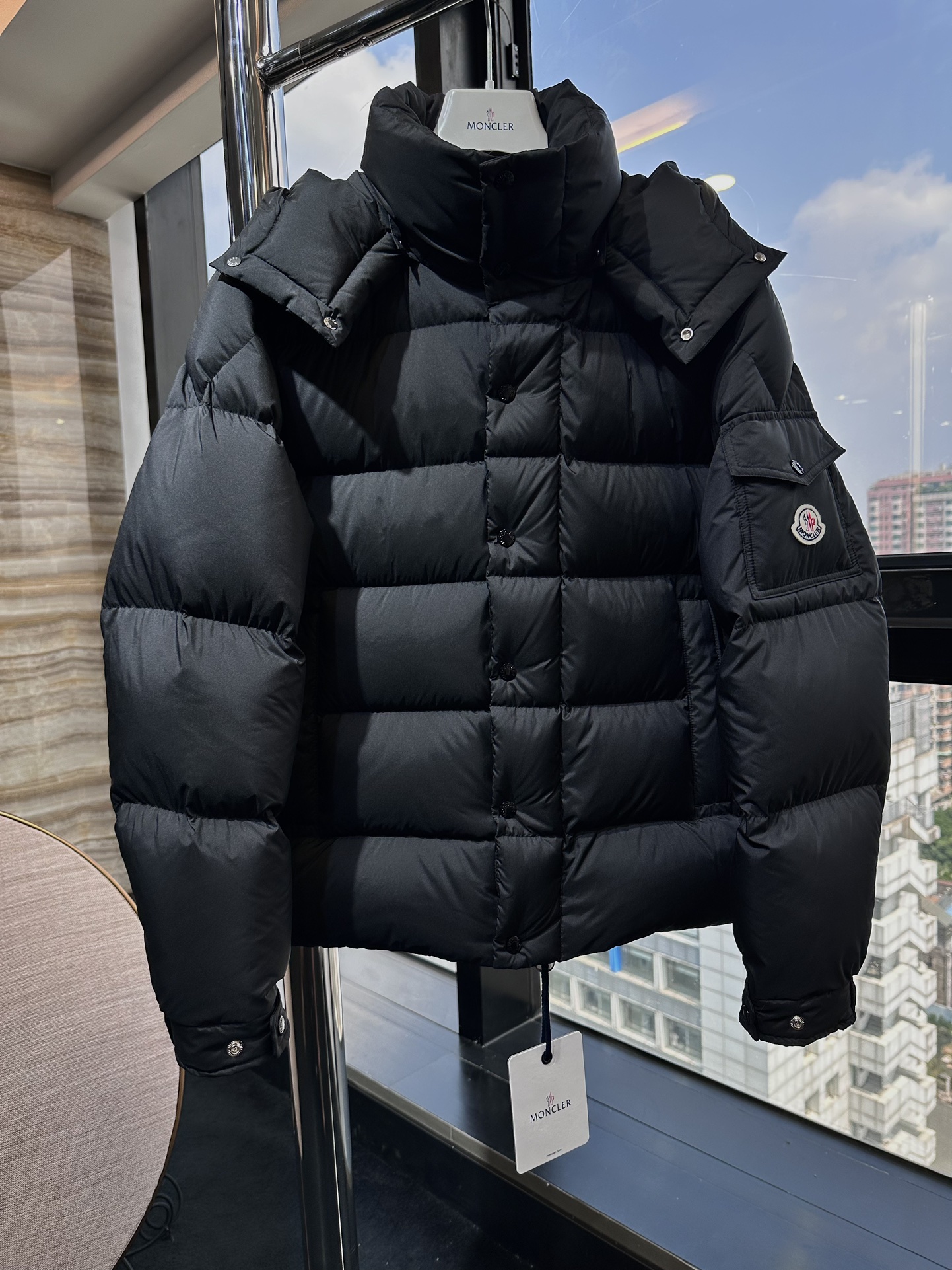 몽클레어 Moncler Maya 70 다운재킷。