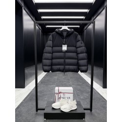 몽클레어 Moncler Veumont  다운재킷。