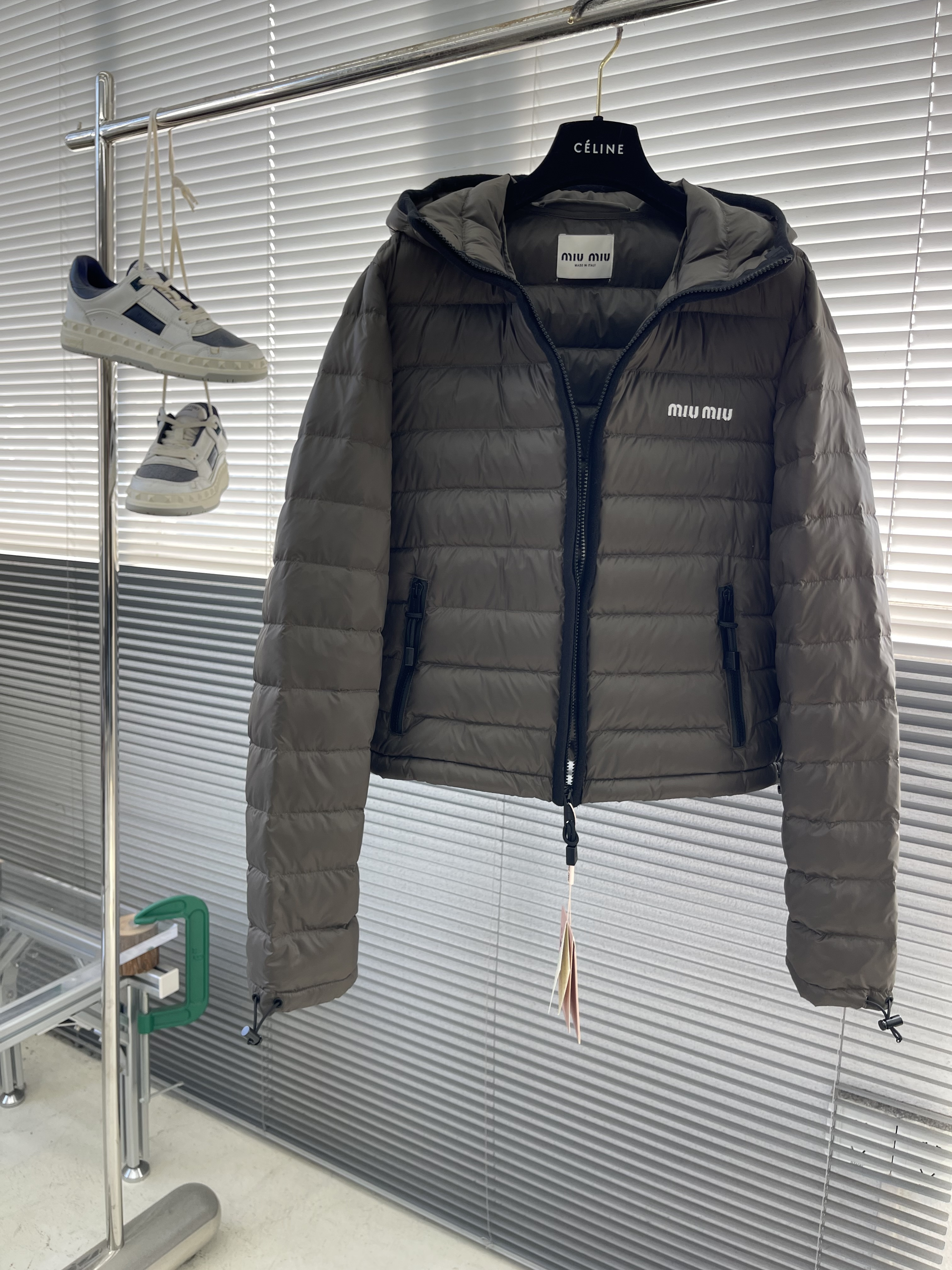 미우 미우 Miu Miu 다운재킷