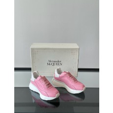 Alexander McQueen 스니커즈