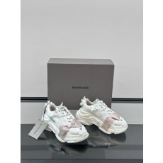 발렌시아가 Balenciaga Triple S 스니커즈