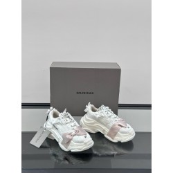 발렌시아가 Balenciaga Triple S 스니커즈