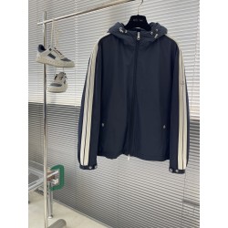 몽클레어 Moncler 다운재킷。