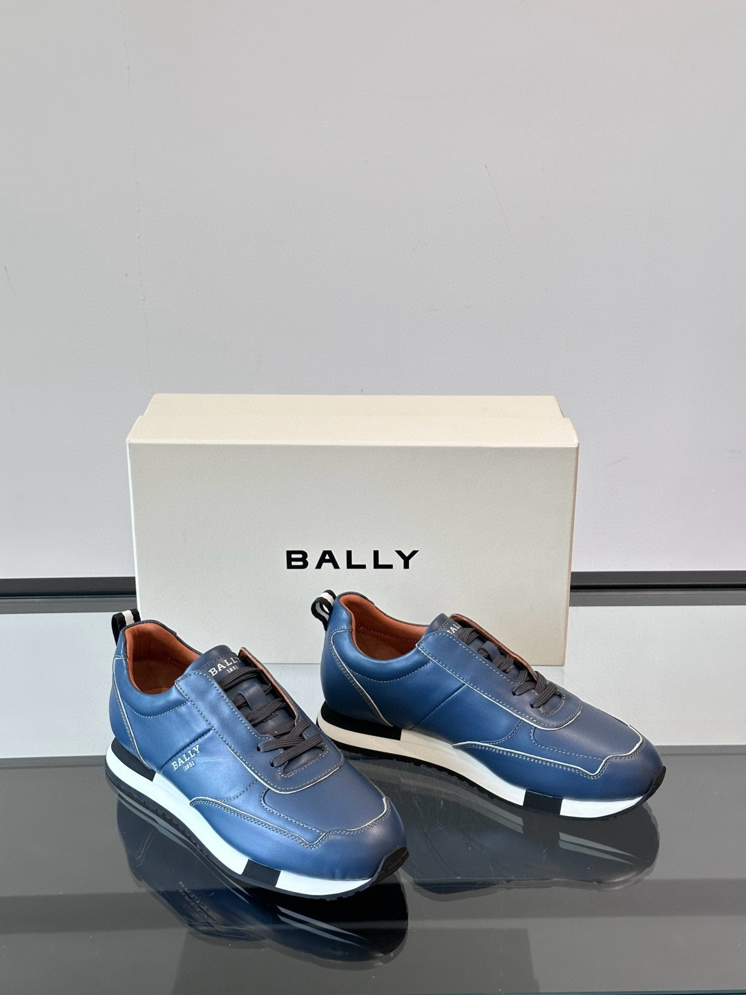 발리 Bally Raise 스니커즈