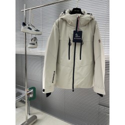 몽클레어 Moncler 다운재킷.