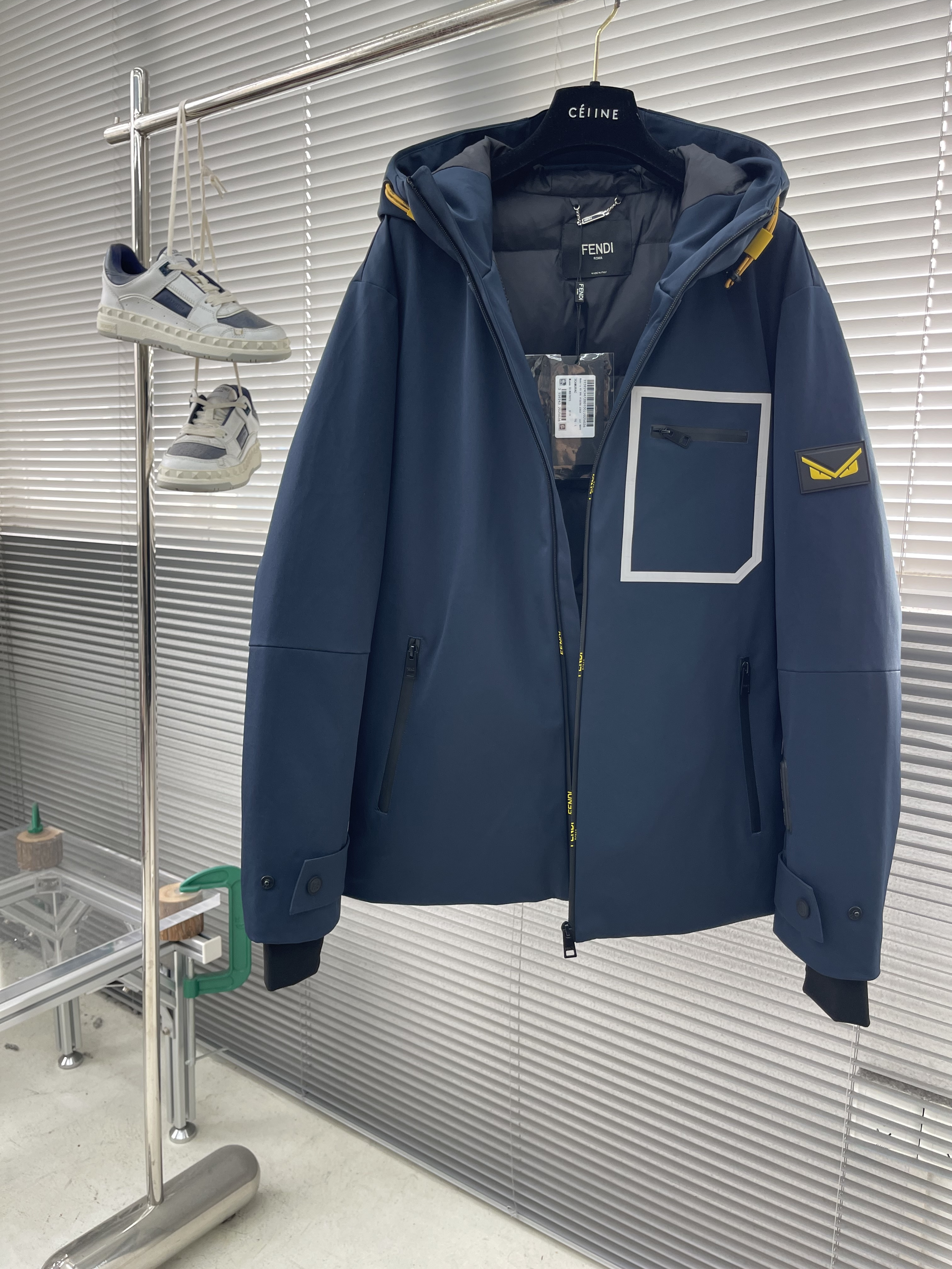 펜디 FENDI 다운재킷