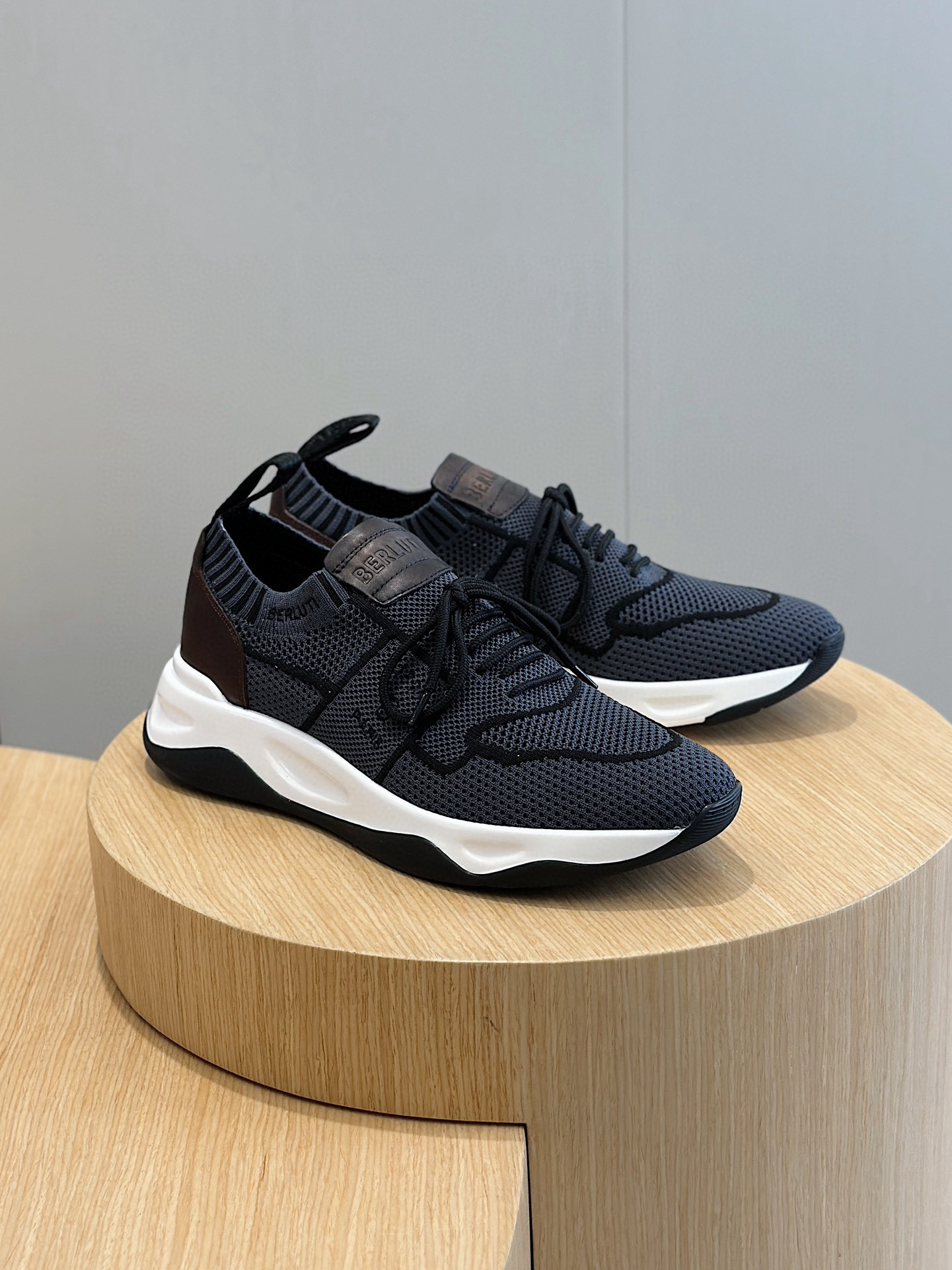 벨루티 Berluti Shadow 스니커즈