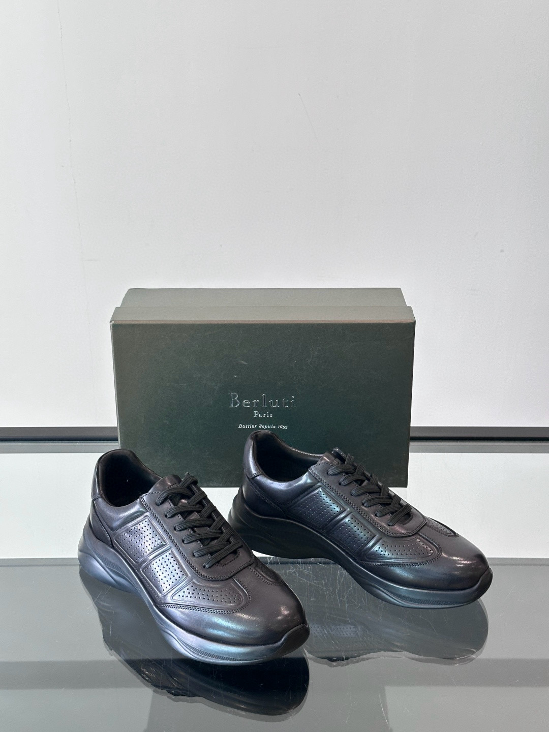 벨루티 Berluti 스니커즈