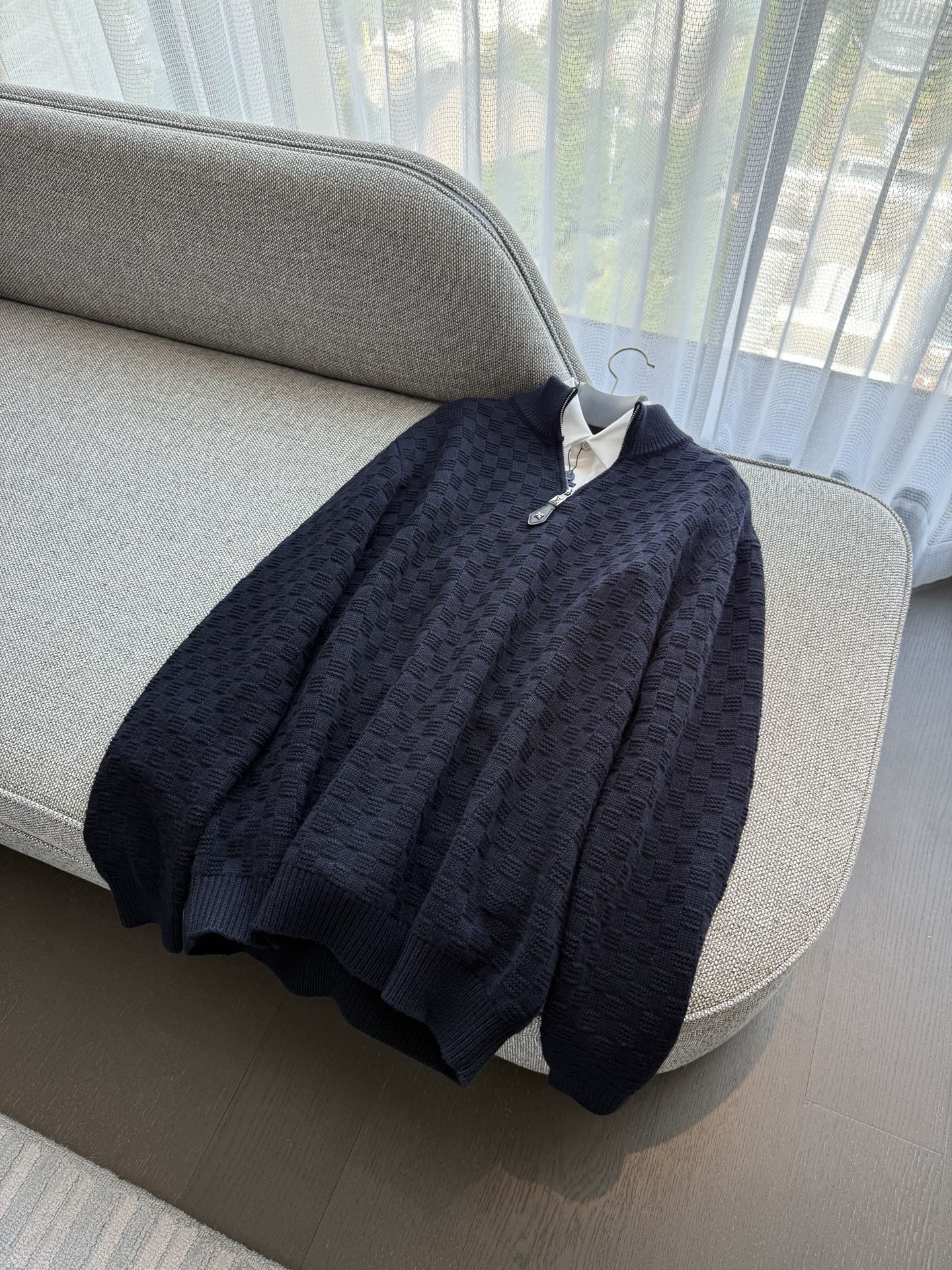 루이비통 Louis Vuitton 스웨터