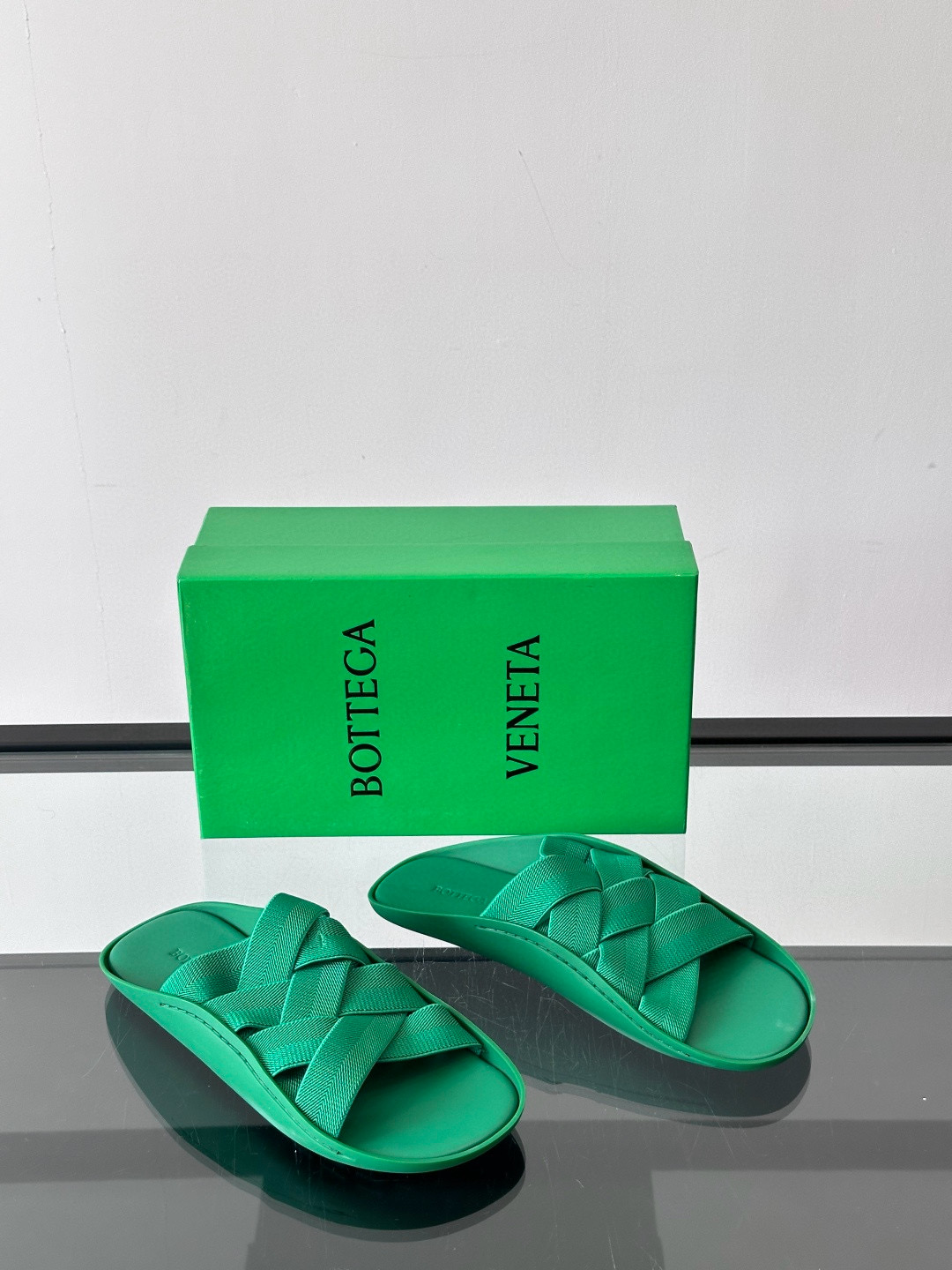 보테가 베네타 Bottega Veneta Sanlon02 슬리퍼