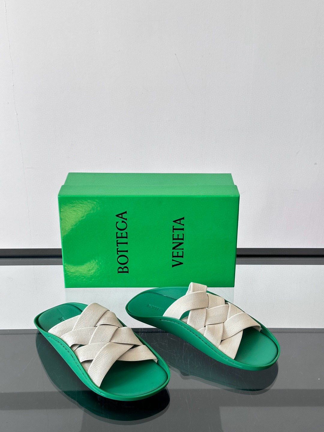 보테가 베네타 Bottega Veneta Sanlon02 슬리퍼