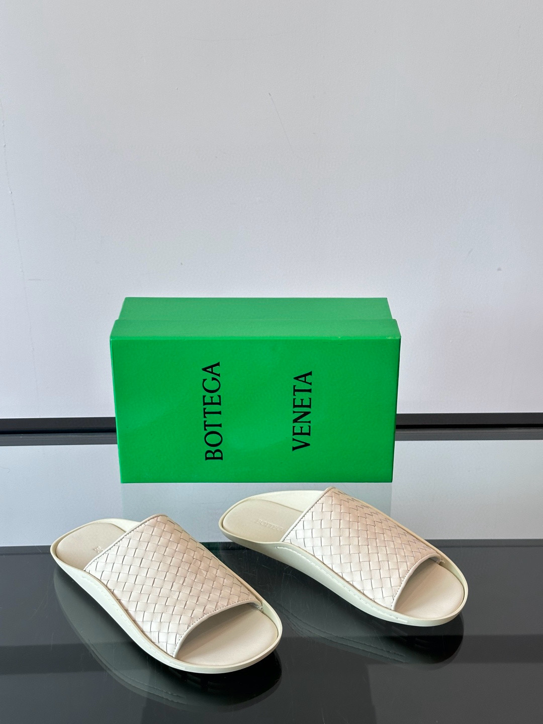 보테가 베네타 Bottega Veneta Sanlon02 슬리퍼