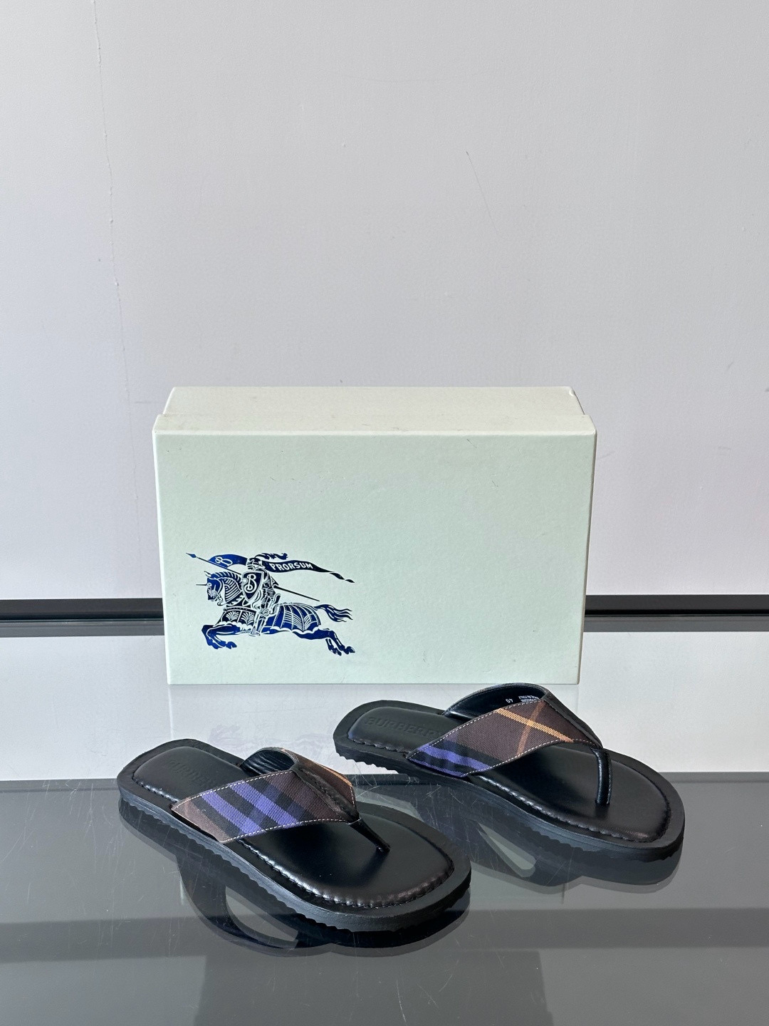 버버리 Burberry 슬리퍼