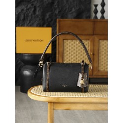 【AS】루이비통 Louis Vuitton M26039 Express PM Black 26cm