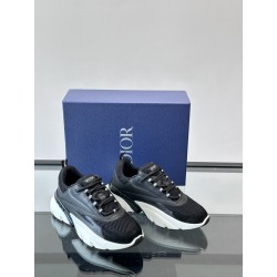 디올 Dior B22 스니커즈