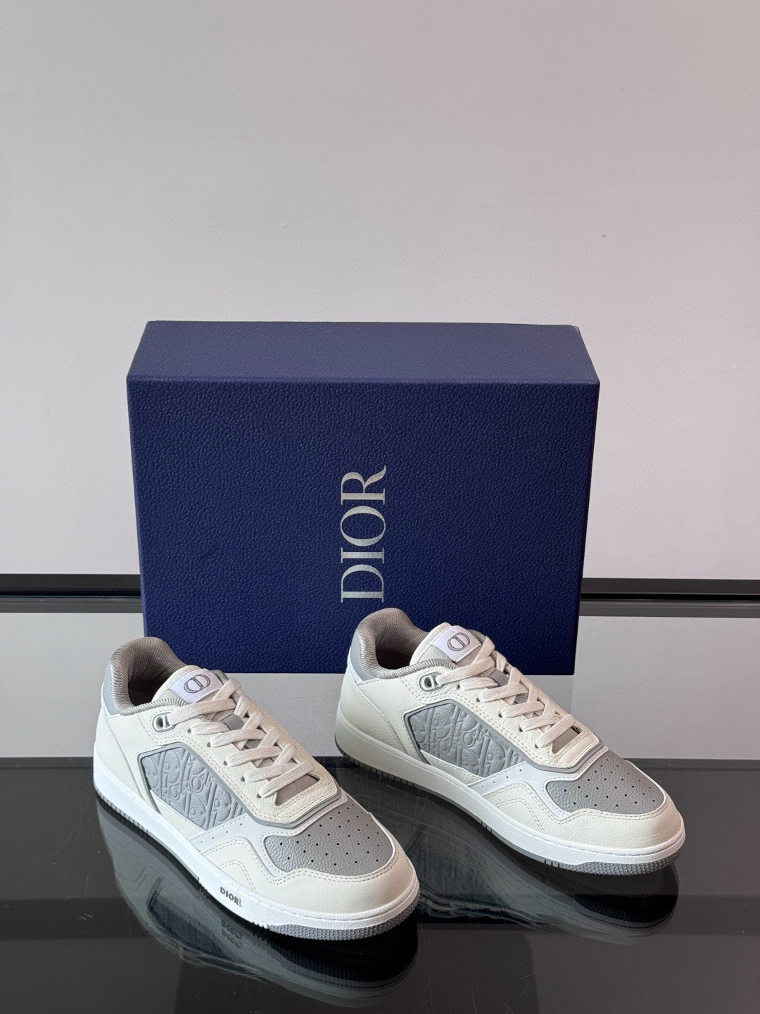 디올 Dior B27 스니커즈