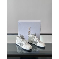 디올 Dior Christian Dior First 스니커즈