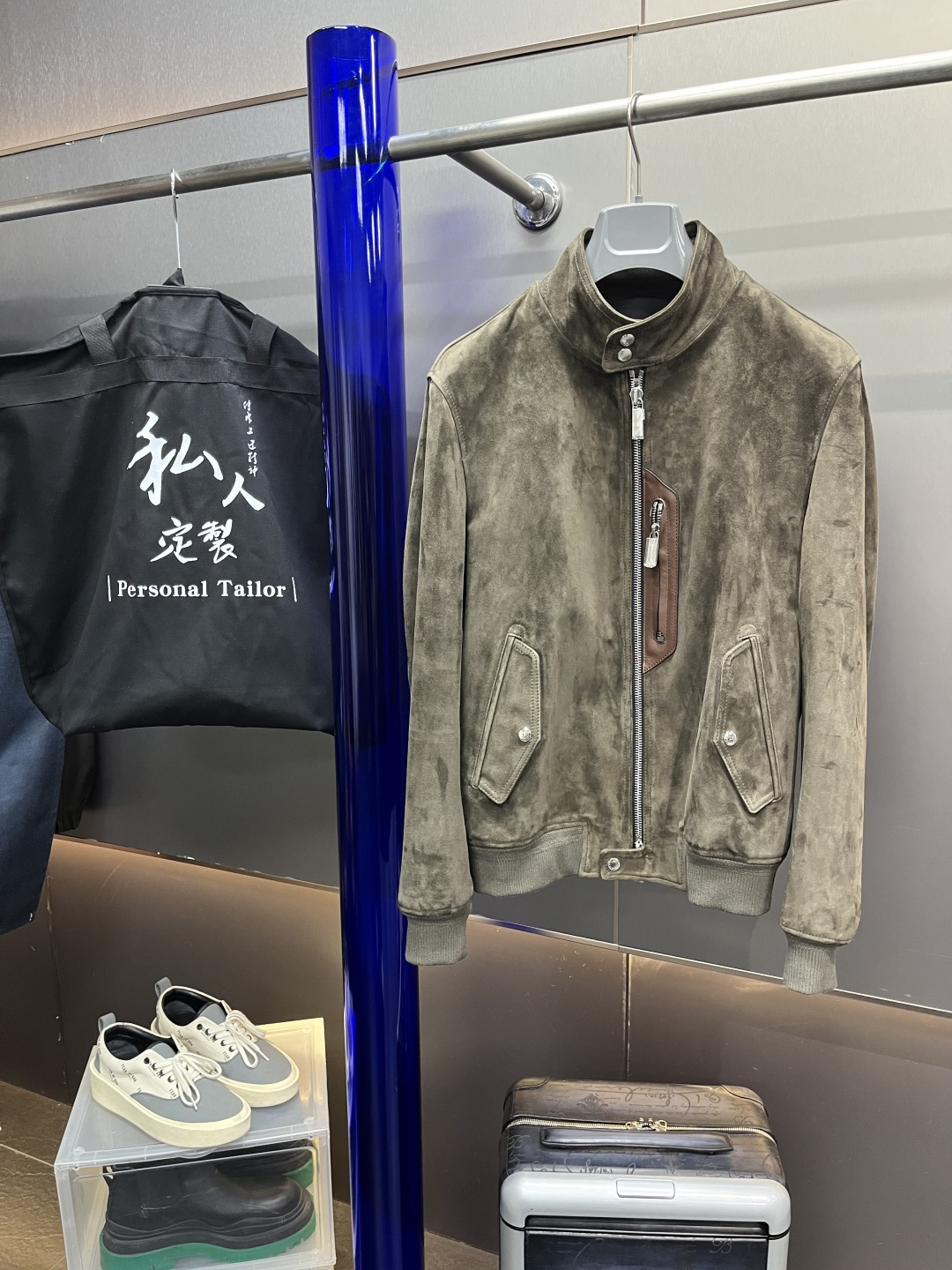 톰 포드 Tom Ford 레더 재킷.