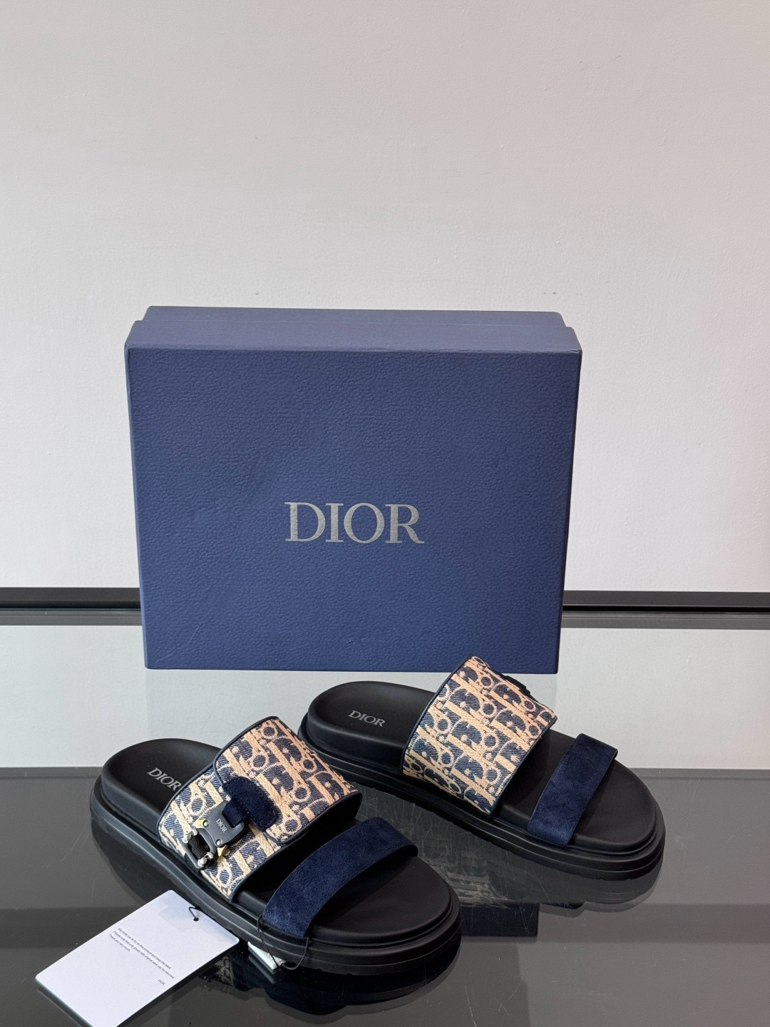 디올 Dior 슬리퍼