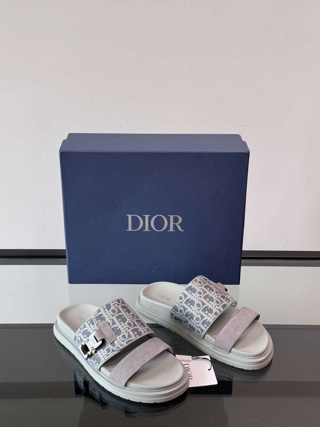 디올 Dior 슬리퍼