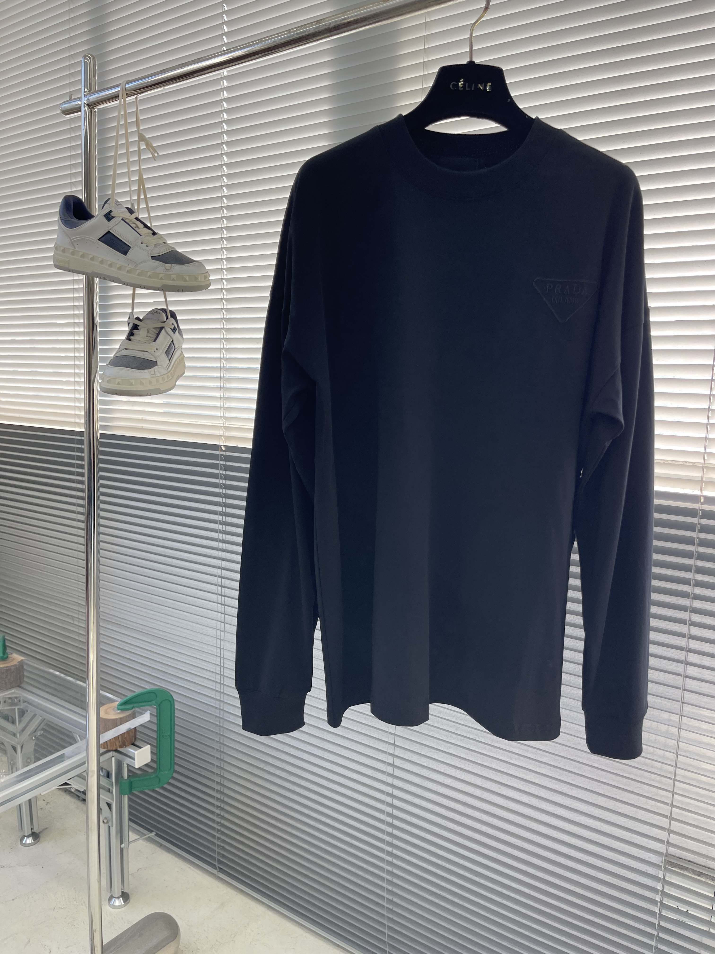 프라다 Prada 긴팔 티셔츠