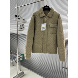 버버리 Burberry 패딩。