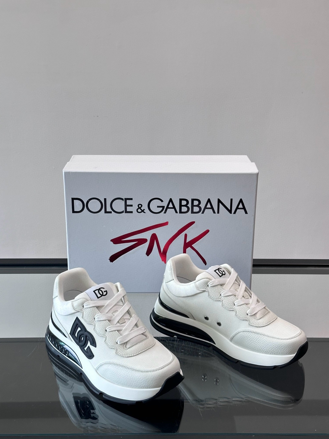 돌체앤가바나 Dolce&Gabbana 스니커즈