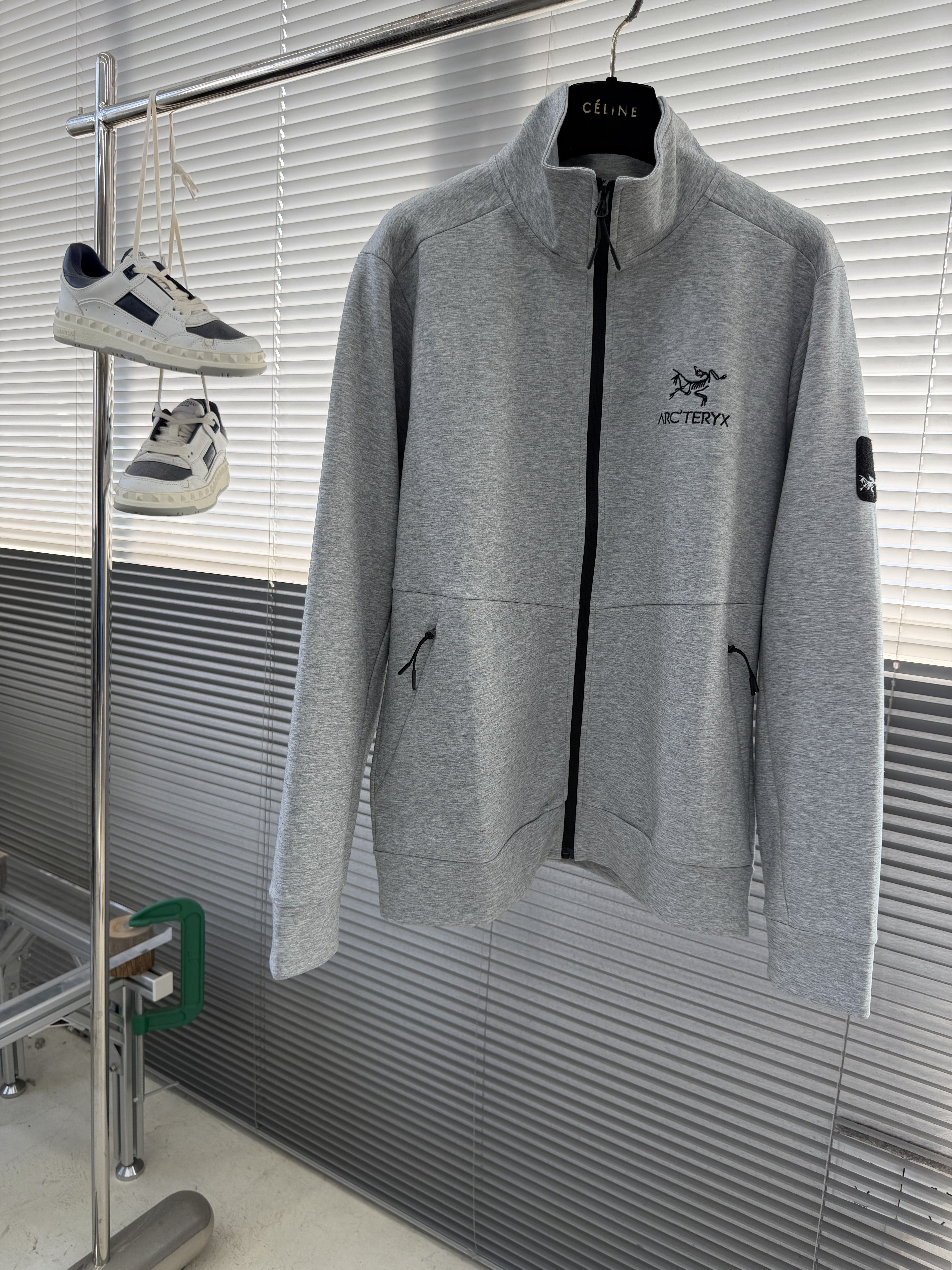 아크테릭스 ARC'TERYX 재킷